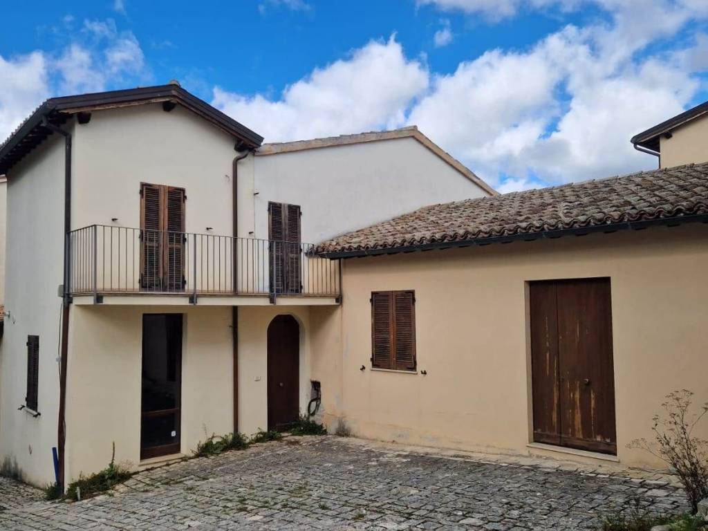 Casa indipendente a Sellano - Foto 2