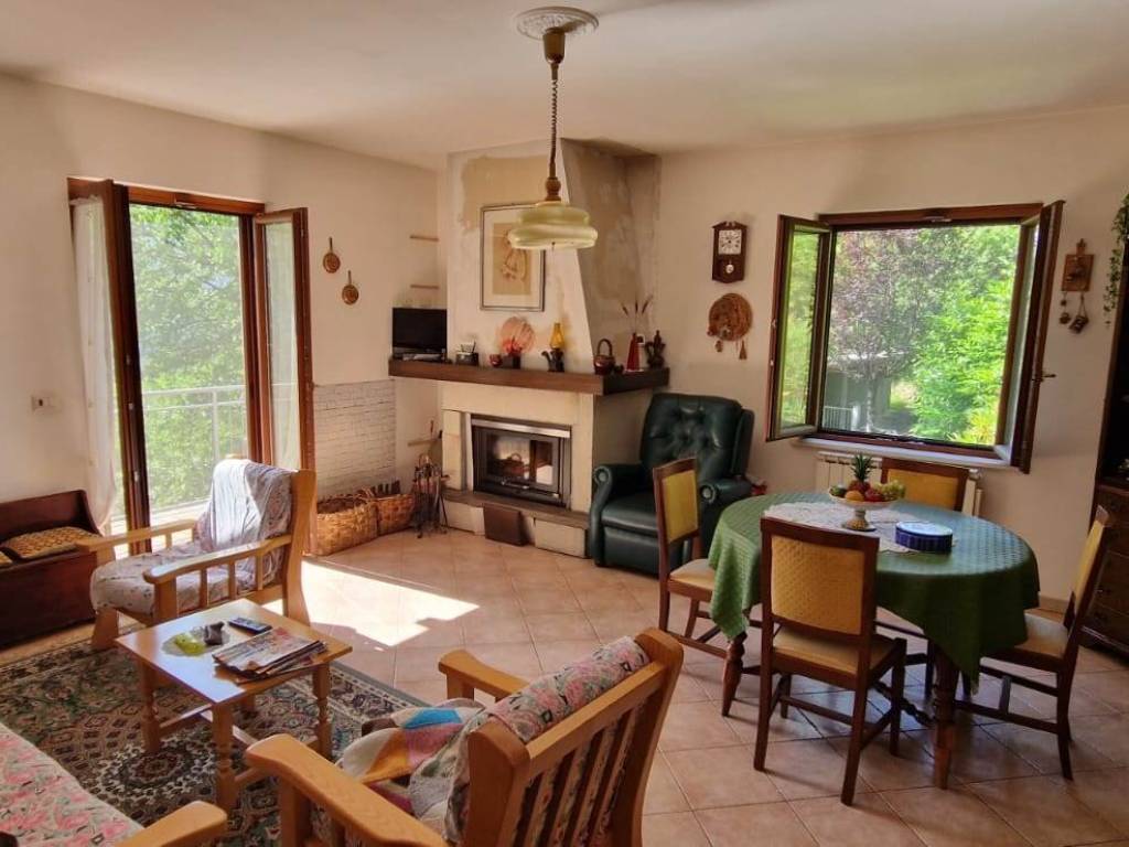 Casa indipendente a Sellano - Foto 4