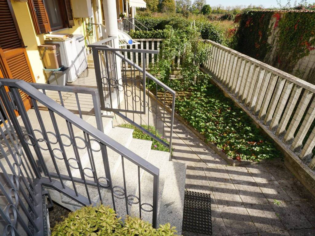 Villa a Cassolnovo in Via Dottor Gianni Ubezio - Foto 3