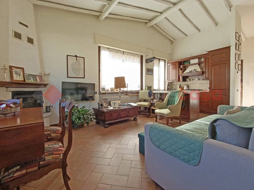 Villa a Lesa in via campi elisi - Foto 4