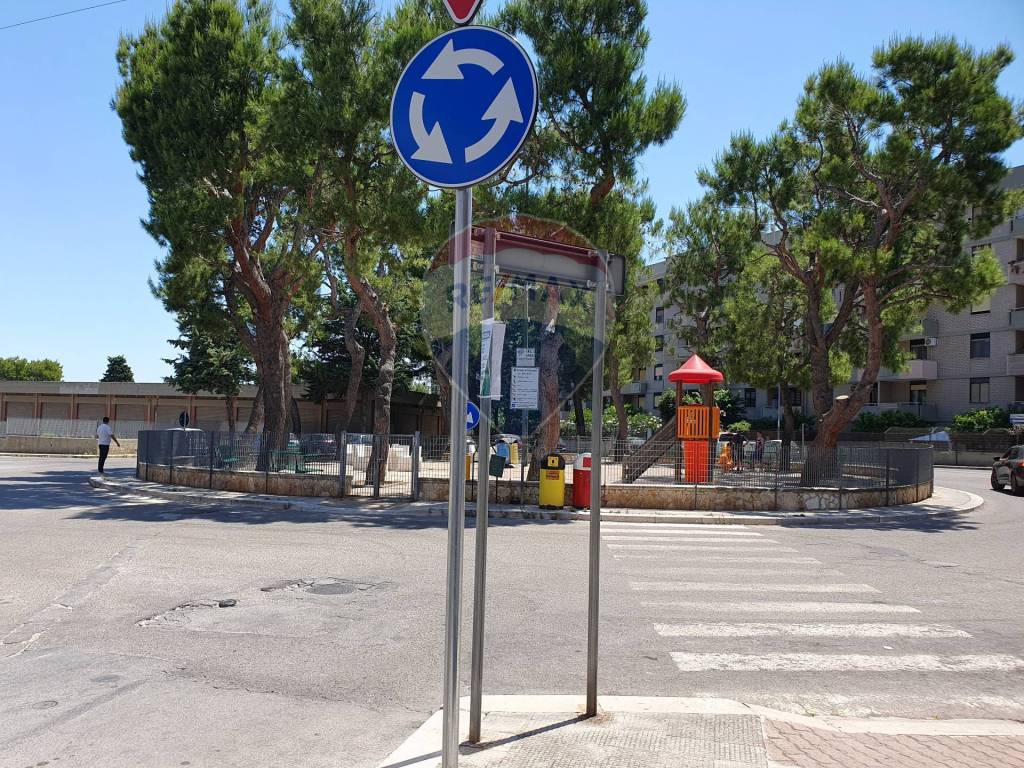 Palazzo / stabile a Valenzano in Piazza Giulio Cesare - Foto 5
