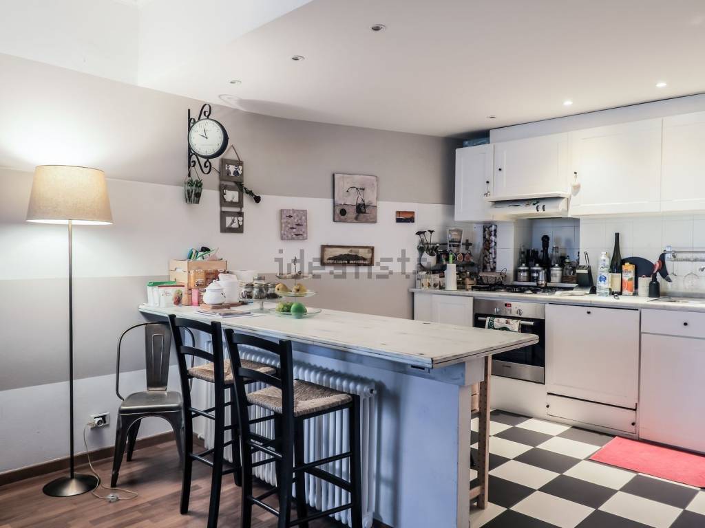 Appartamento a Sarzana in Via Domenico Fiasella - Foto 4