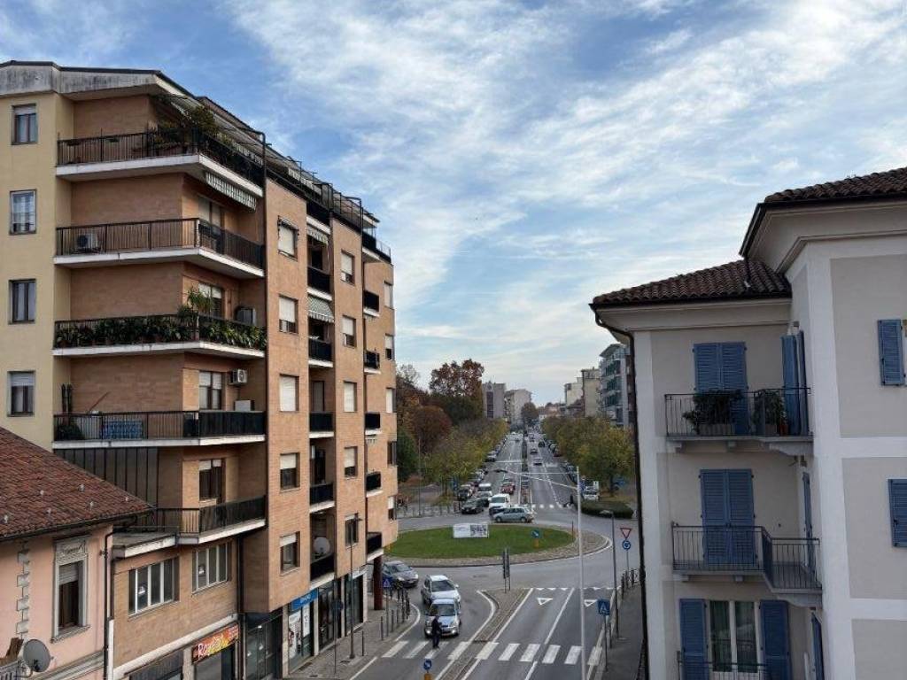 Appartamento a Saluzzo in Corso 27 Aprile - Foto 2