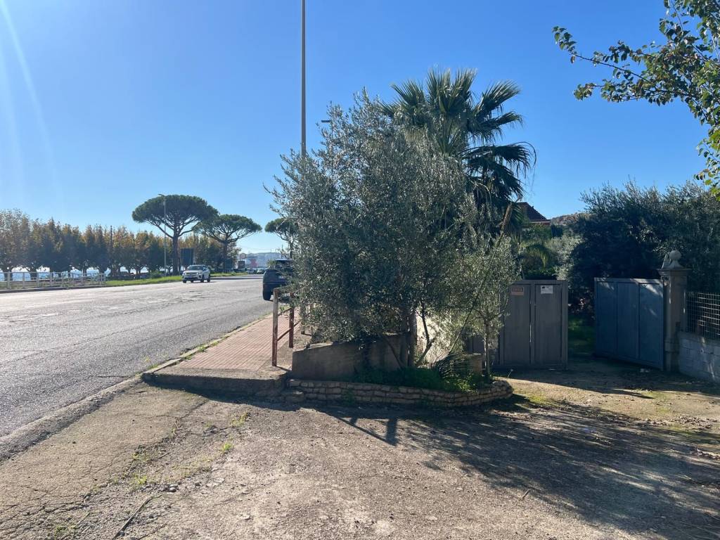 Terreno a Formia in Viale dell'Unità d'Italia - Foto 4