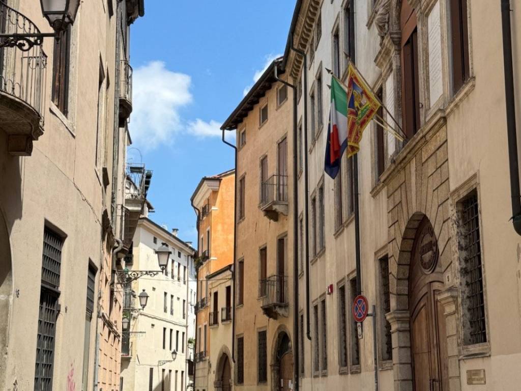 Palazzo / stabile a Vicenza in Contra' Giampietro De' Proti - Foto 3