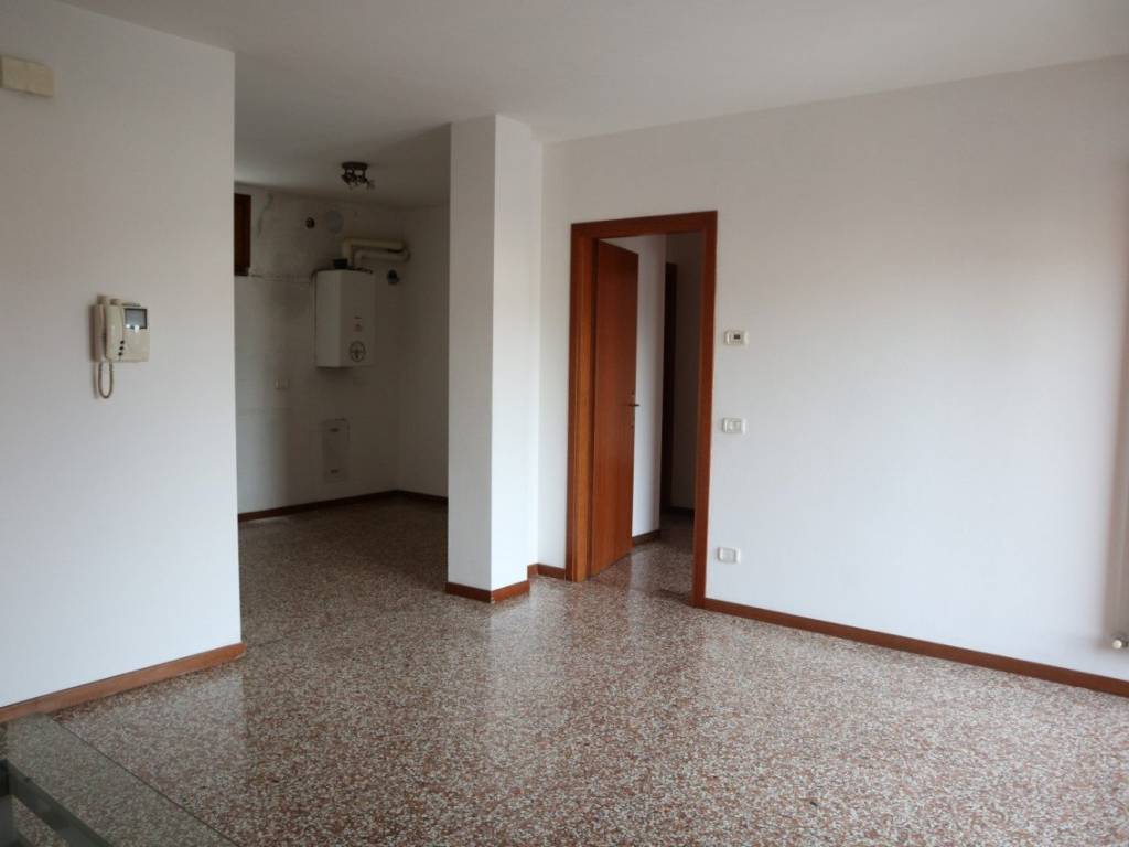 Appartamento a Rossano veneto in Via Navarrini, 10 - Foto 3