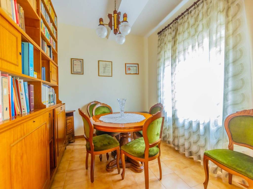 Villa a Velletri in Via Catalini - Foto 4