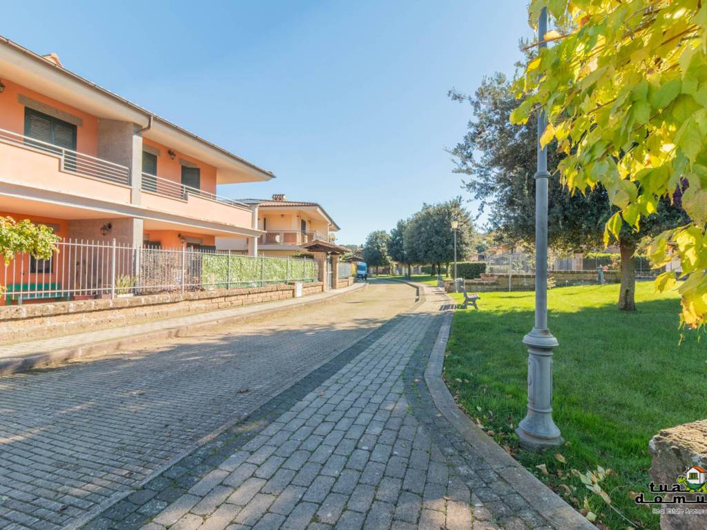 Villa a Monterosi in Via Terre dei Consoli - Foto 3