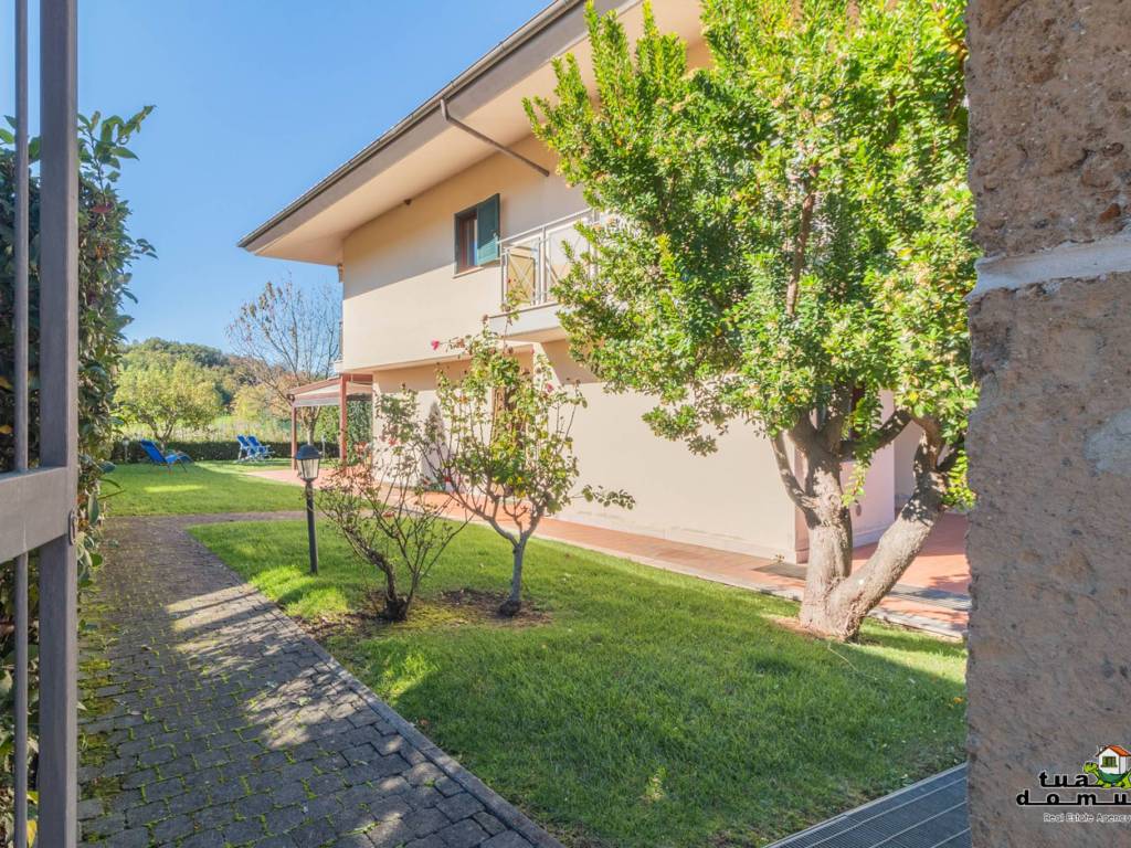 Villa a Monterosi in Via Terre dei Consoli - Foto 5