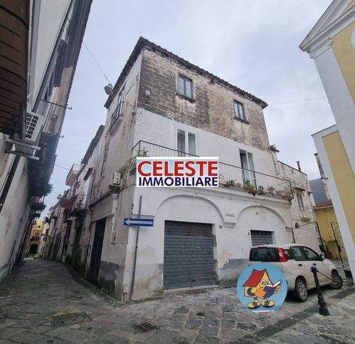 Casa indipendente a Sessa aurunca in Via Chiesa - Foto 4