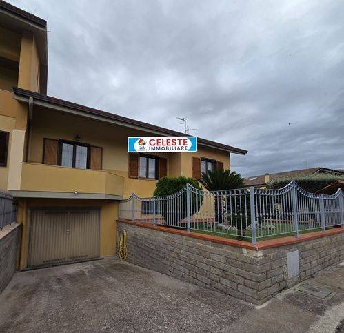 Villa a Sessa aurunca in Via Corso - Foto 2