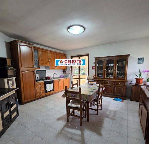 Villa a Sessa aurunca in Via Corso - Foto 4