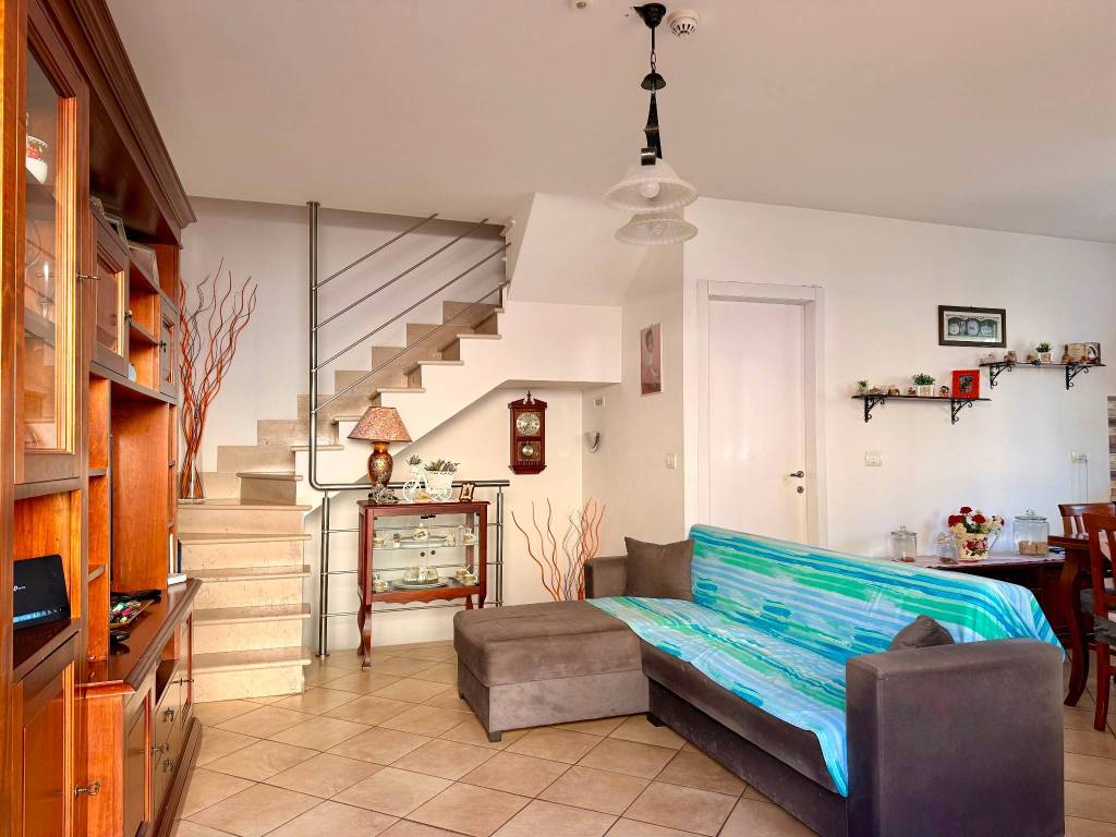 Villa a Nerola in Via Maremmana - Foto 5