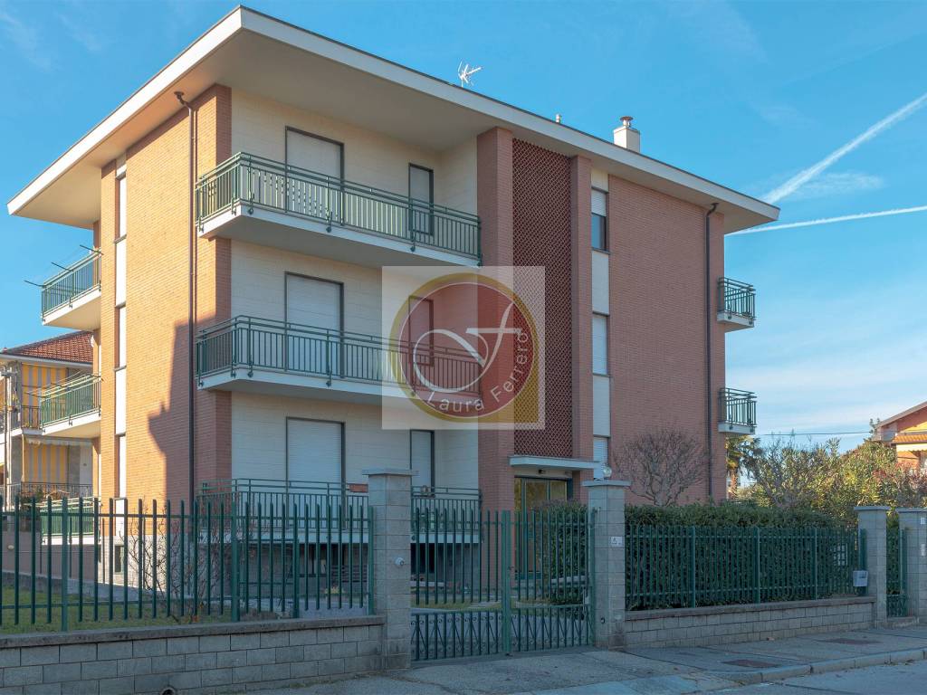 Appartamento a Rivoli in Via Camogli, 3 - Foto 2