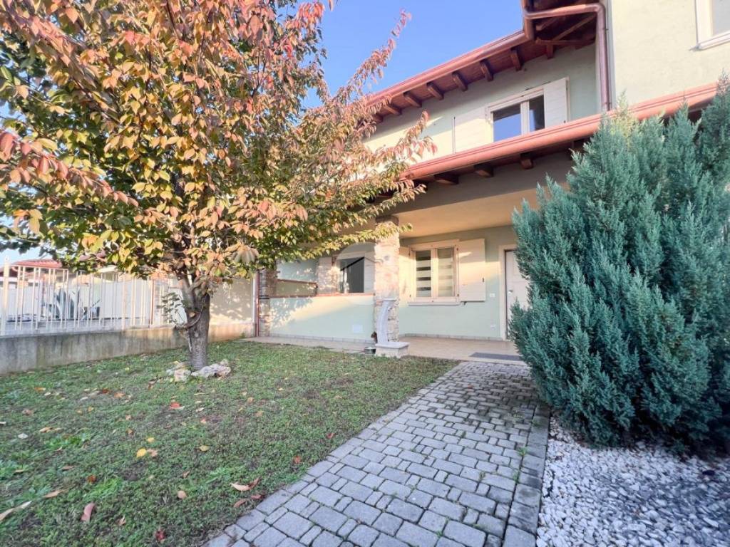 Appartamento a Castrezzato in Via Don Giovanni Bosco, 32 - Foto 5