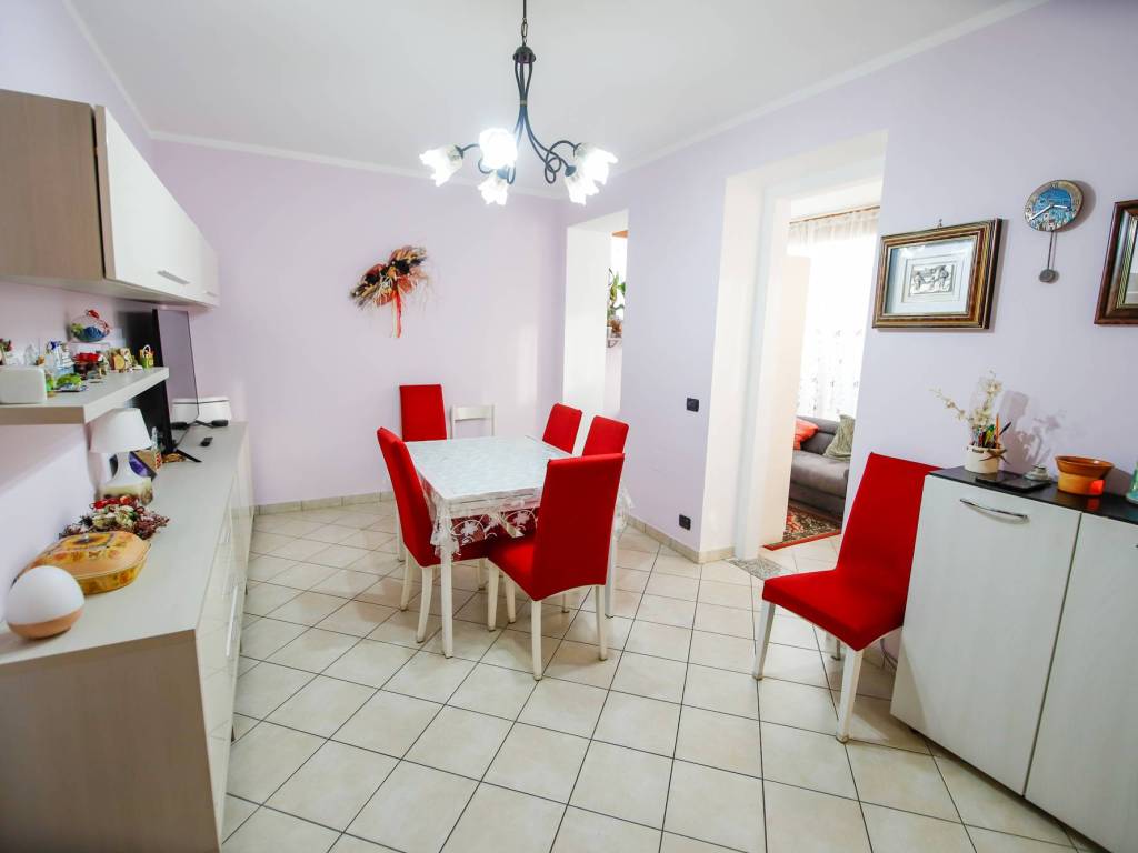 Appartamento a Montanaro in Via Madonna d'Isola - Foto 2