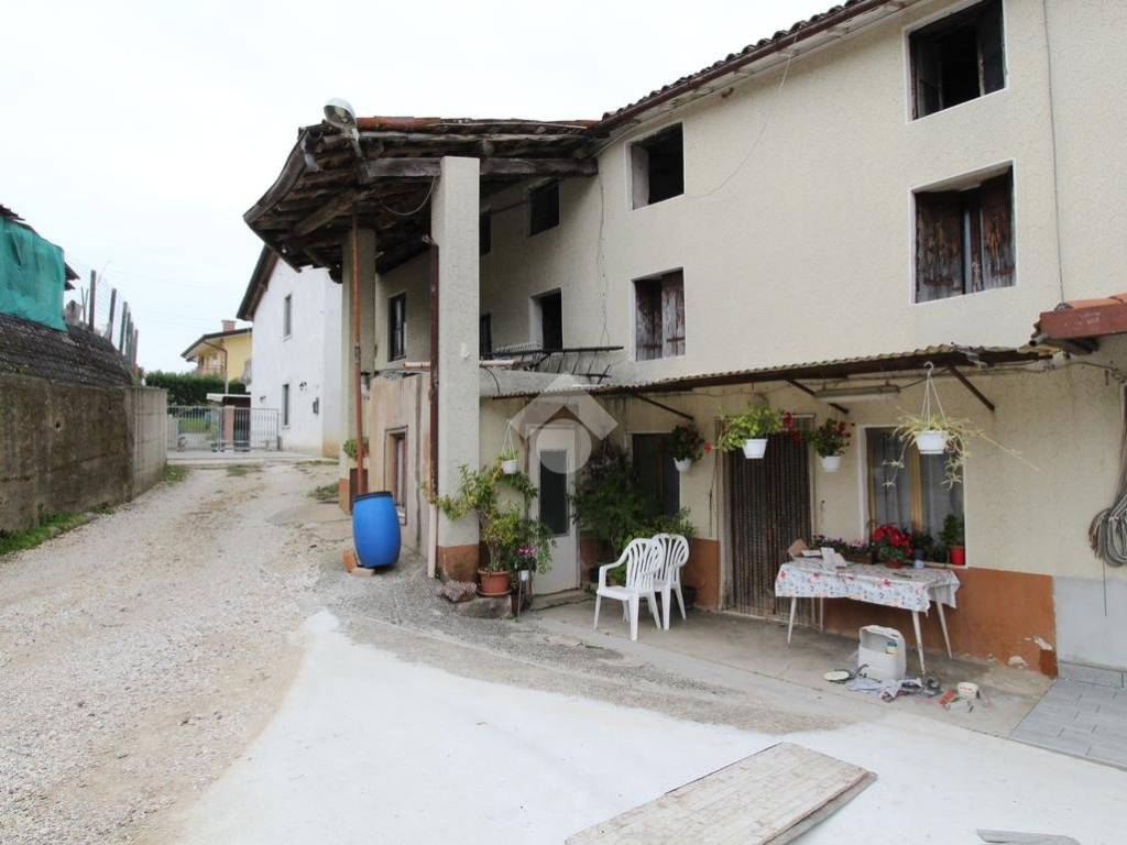 Rustico / casale a Chiampo in Via Gerola, 23 - Foto 2