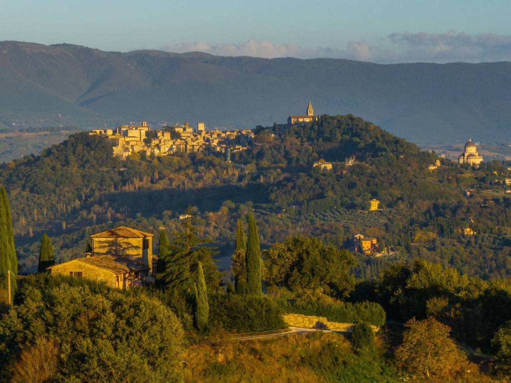 Villa a Todi in Vocabolo Canonica Vecchia - Foto 5