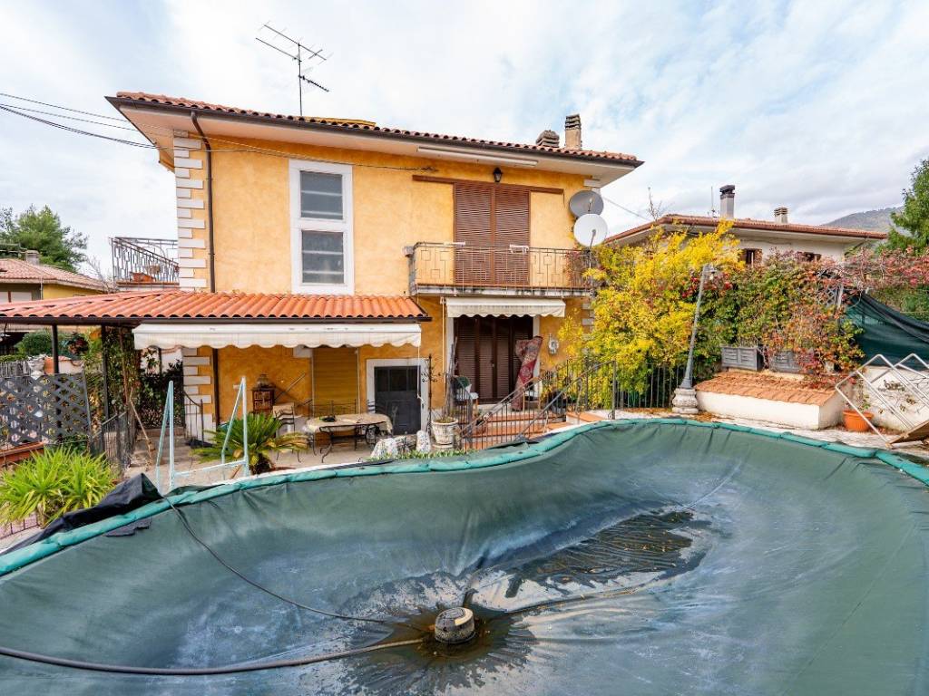 Villa a Cittaducale in Viale della Gioventù - Foto 5