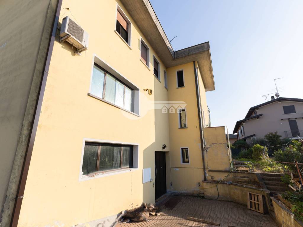 Immobile a Leno in via tito speri, 331 - Foto 2