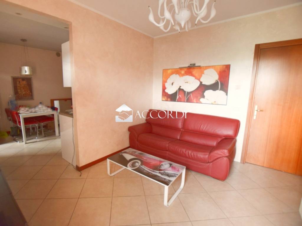 Appartamento a Montebelluna in Piazza Aldo Moro - Foto 4
