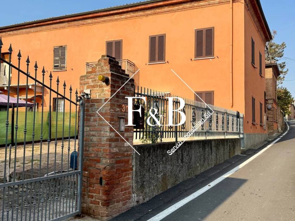 Rustico / casale a Calliano in Strada Perrona, 30 - Foto 2