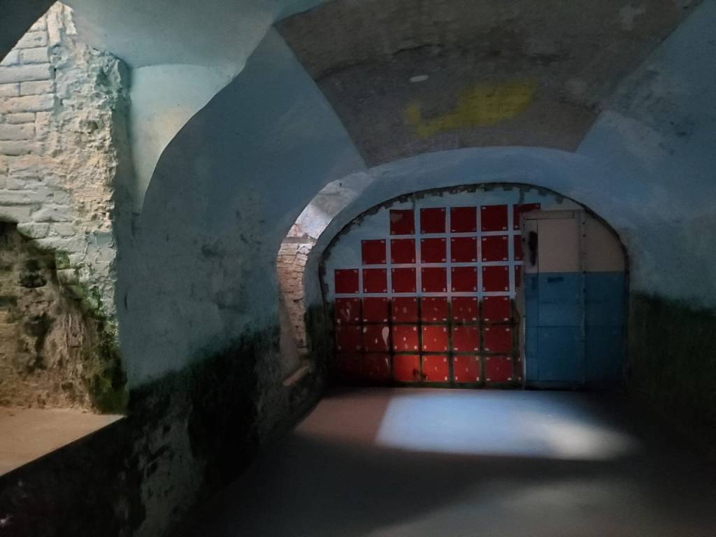 Immobile a Piacenza in Piazza della Cittadella - Foto 4