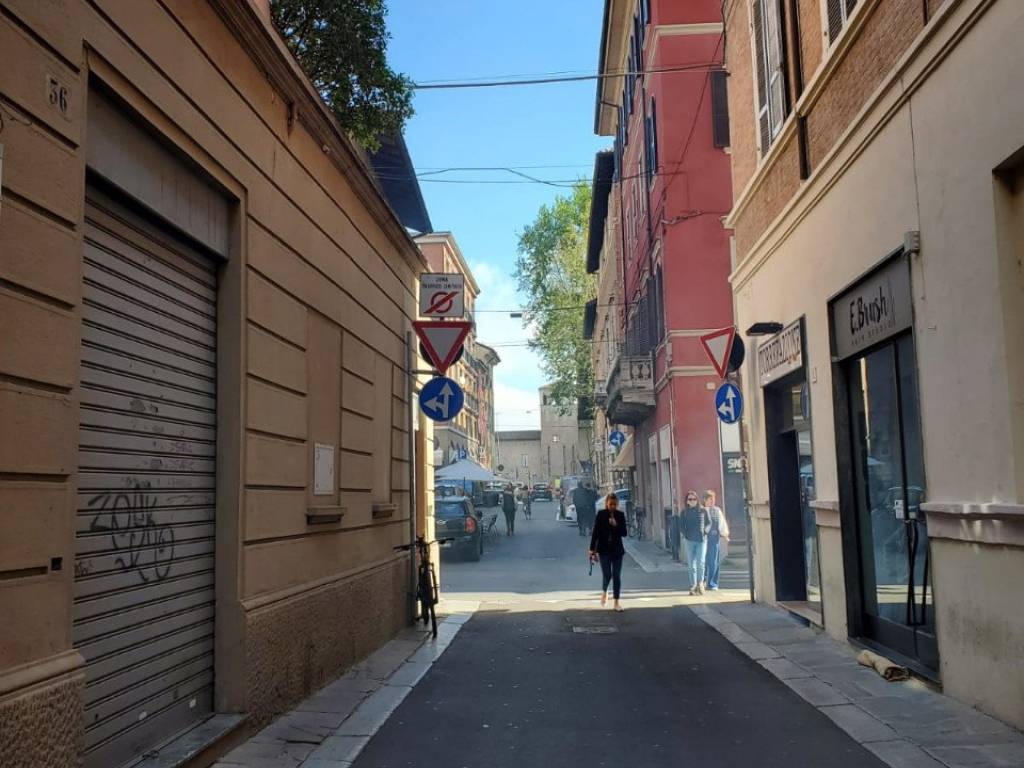 Immobile a Piacenza in Piazza della Cittadella - Foto 5