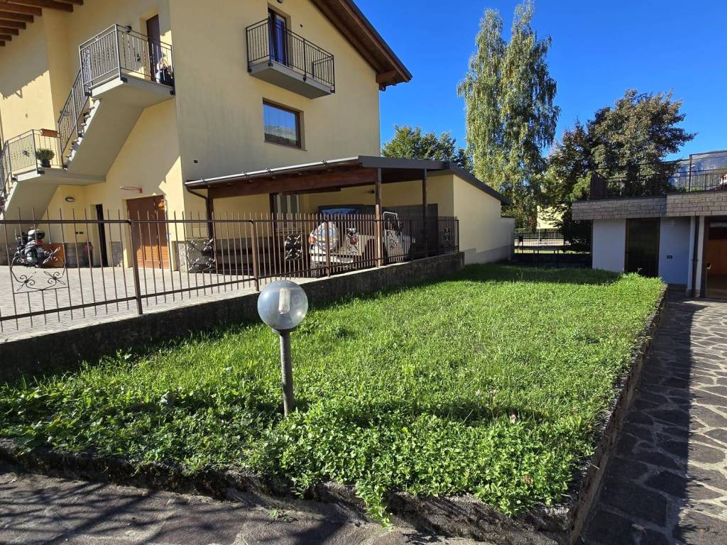 Appartamento a Clusone in Via G. Bonandrini - Foto 2