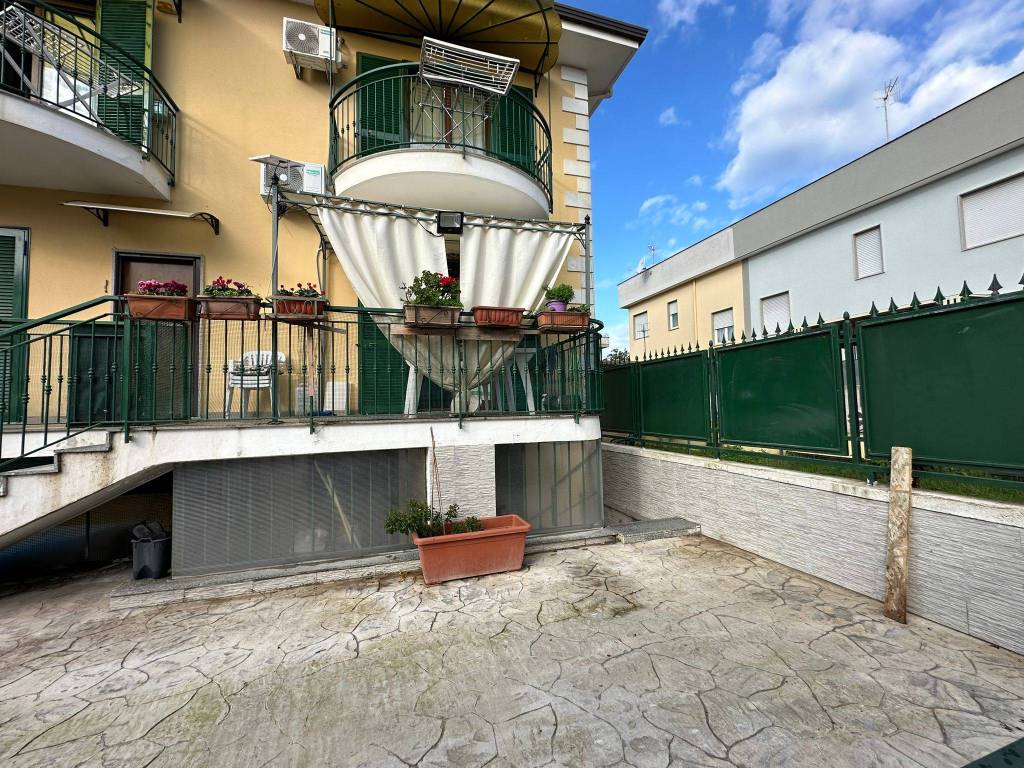 Villa a Giugliano in campania in Via Staffetta - Foto 3