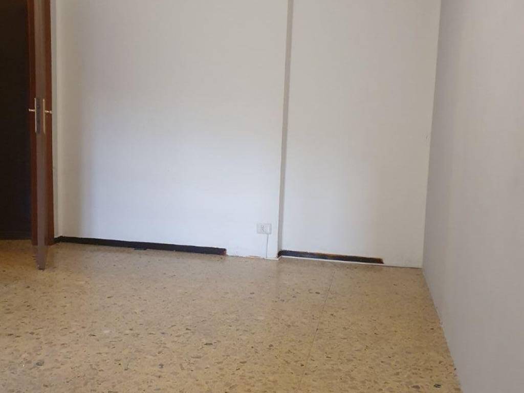 Appartamento a Bollate in Via Giuseppe Garibaldi, 24 - Foto 2