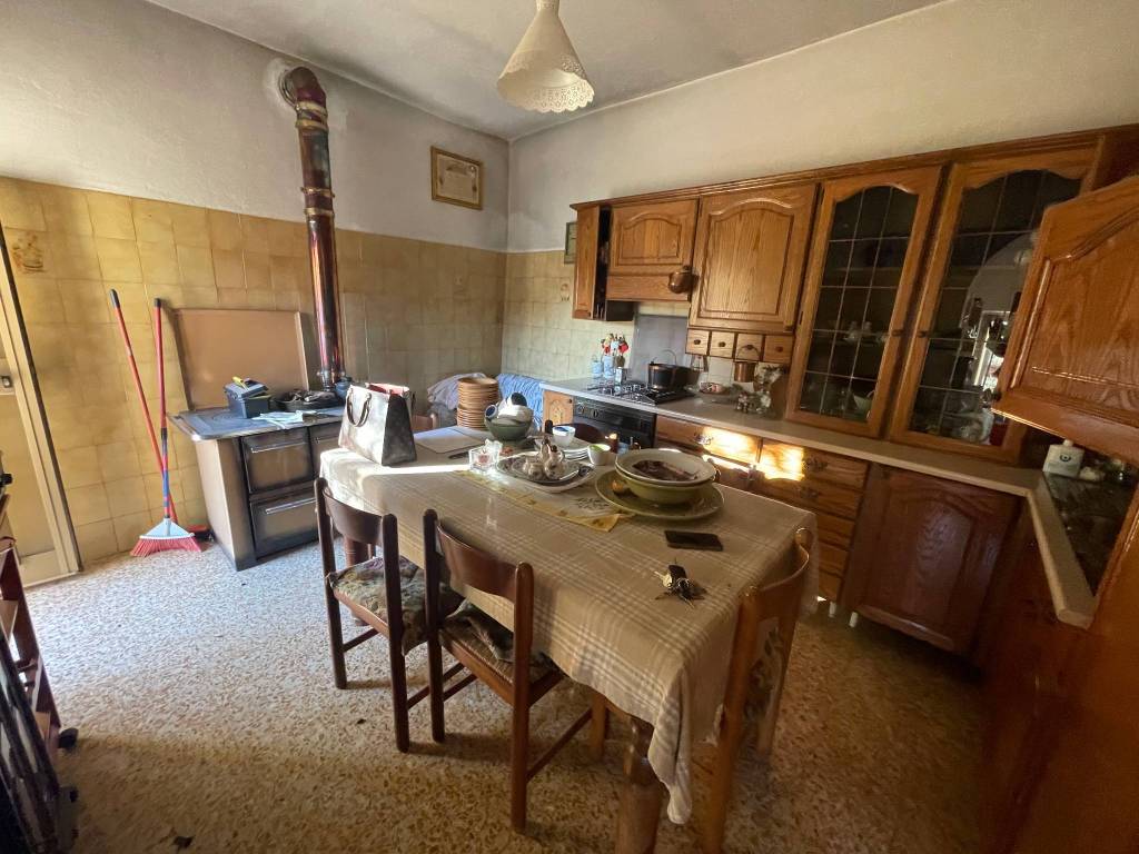 Casa indipendente a Gravedona ed uniti in Via Guasto - Foto 3