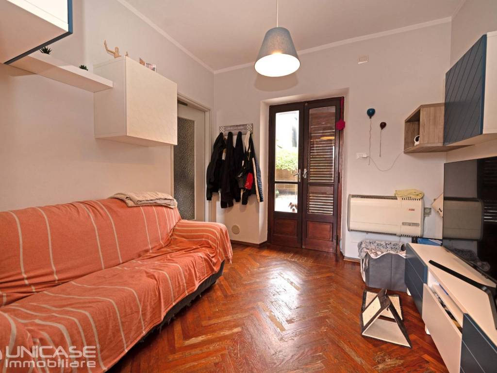 Appartamento a Bricherasio in Via Filippo Brignone, 14 - Foto 2