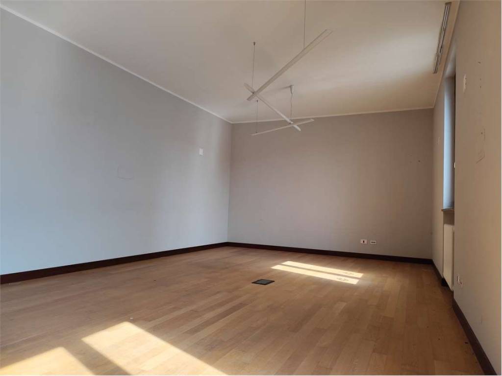 Palazzo / stabile a Castel san giovanni - Foto 4