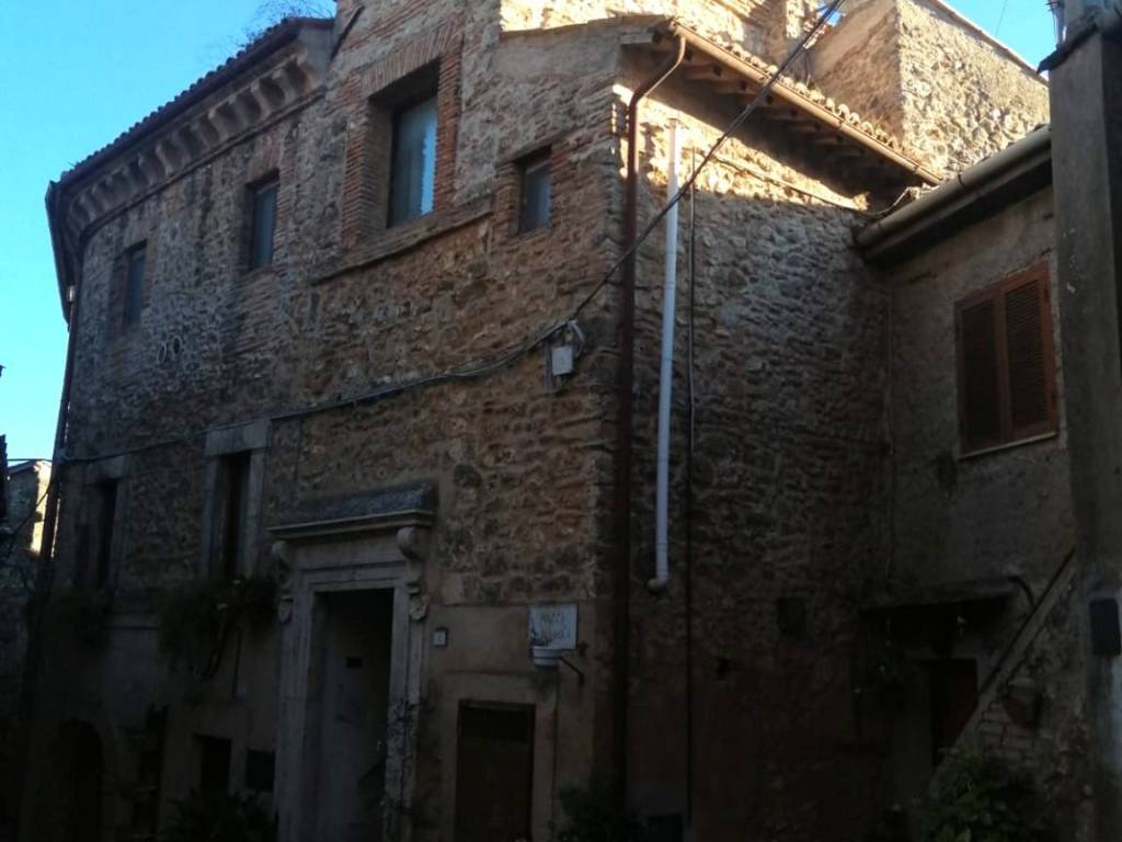Appartamento a Montopoli di sabina in Piazza Pollarola - Foto 2