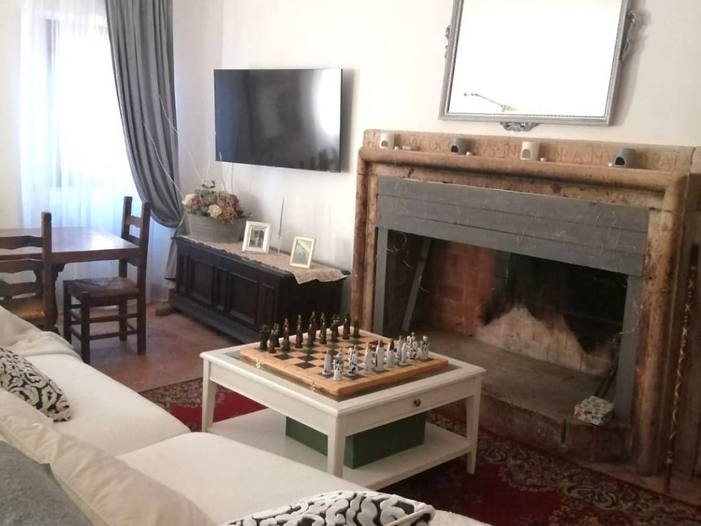Appartamento a Montopoli di sabina in Piazza Pollarola - Foto 5