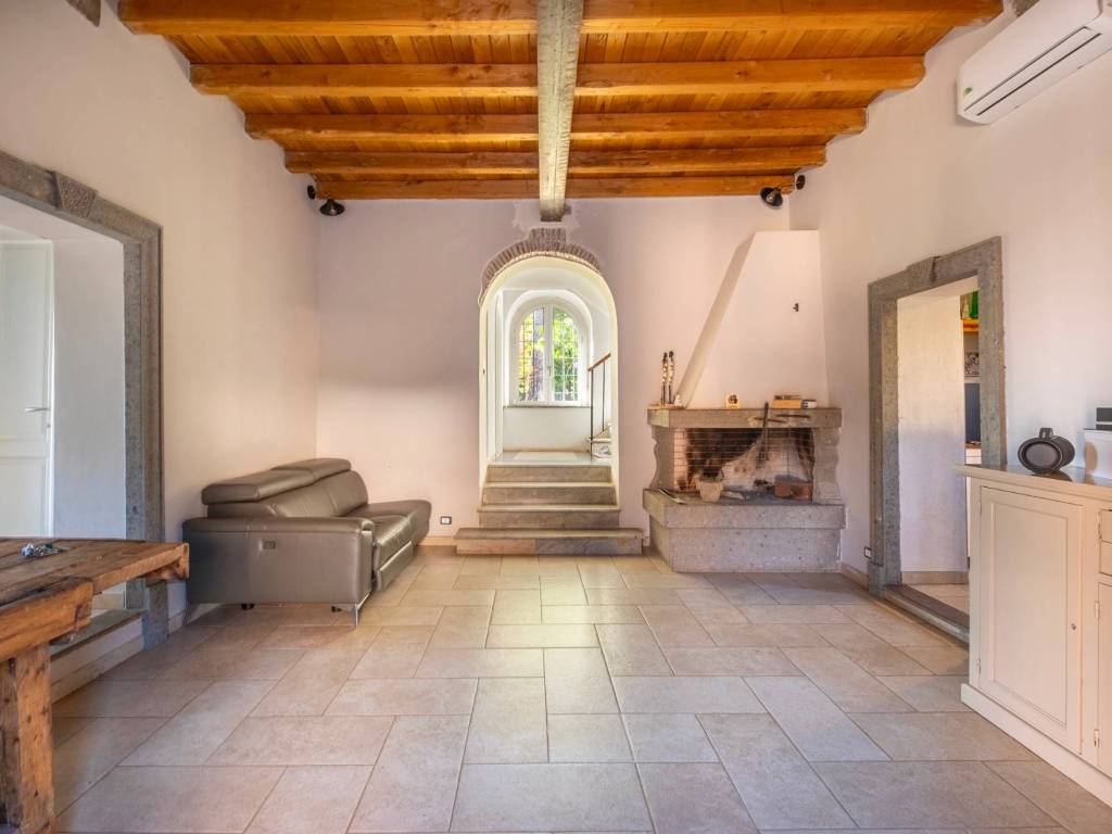 Villa a Velletri in Via Ariana - Foto 3