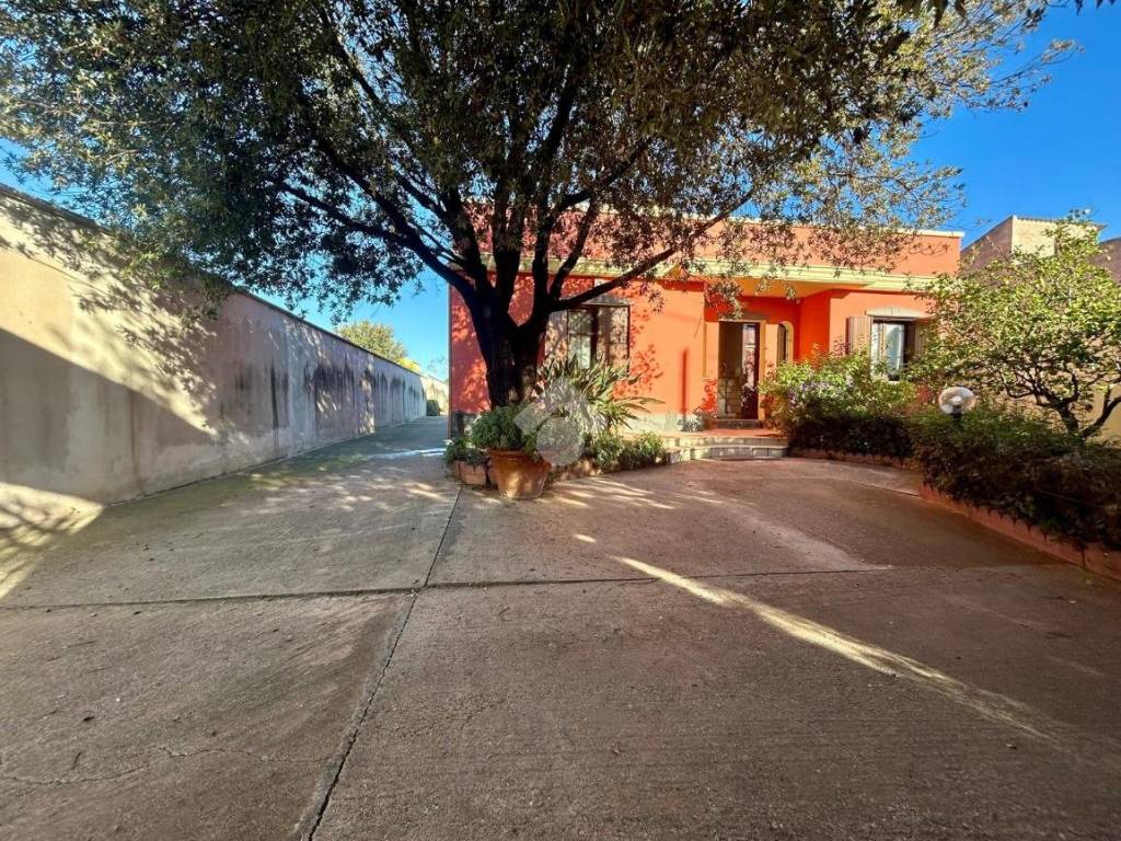 Villa a Monserrato in Via Alcide De Gasperi, 13 - Foto 4