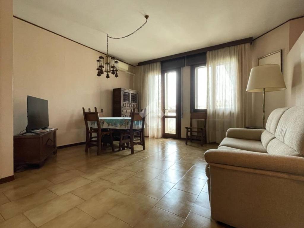 Appartamento a Bassano del grappa in Via Muhlacker, 8 - Foto 3