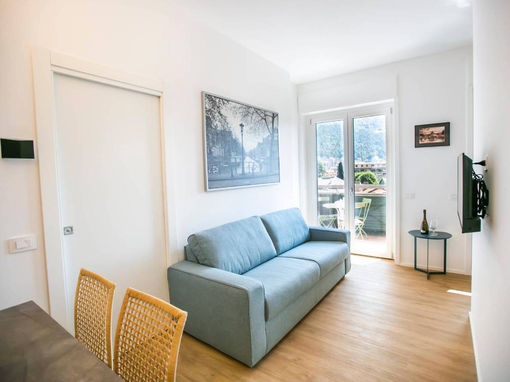 Appartamento a Como in Via Fratelli Recchi, 4 - Foto 2