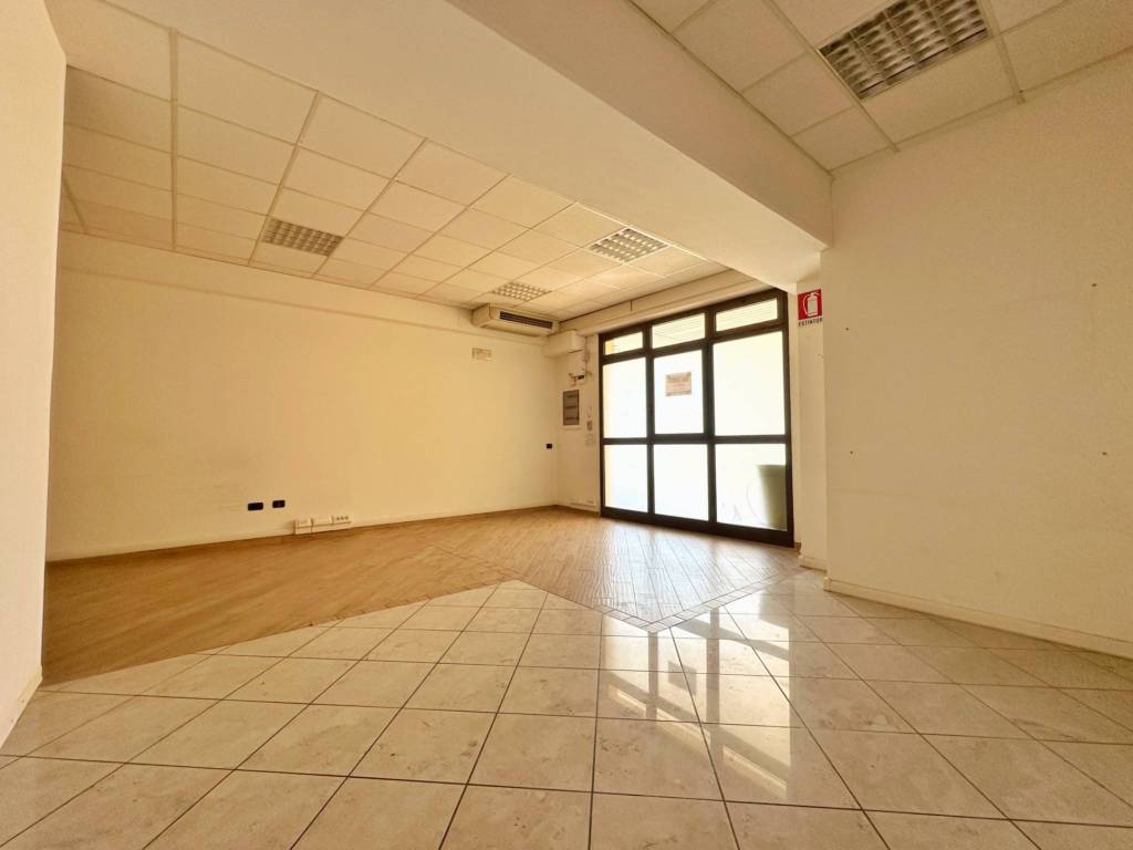 Immobile a Castelnuovo rangone in Piazza Giacomo Brodolini - Foto 3