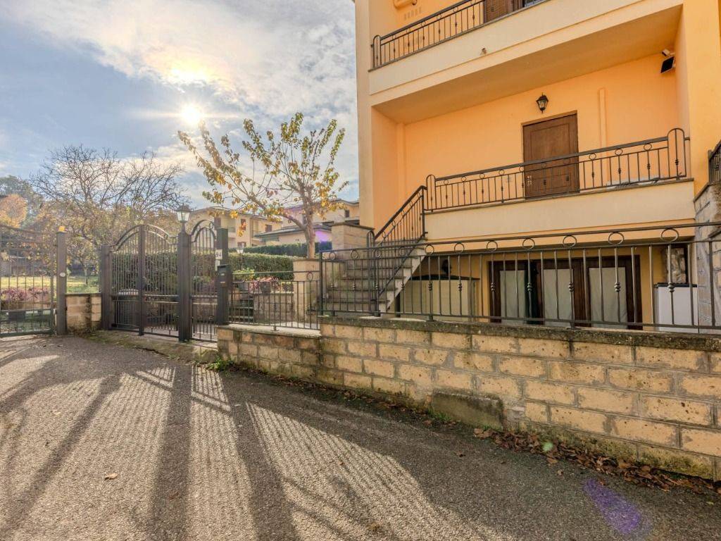 Villetta a schiera a Capodimonte in Via San Sebastiano, 94 - Foto 2