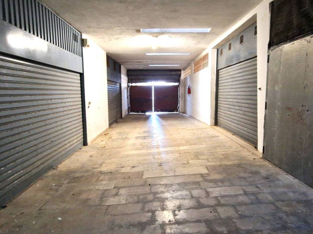 Box / garage a Trani in Lungomare Cristoforo Colombo - Foto 4
