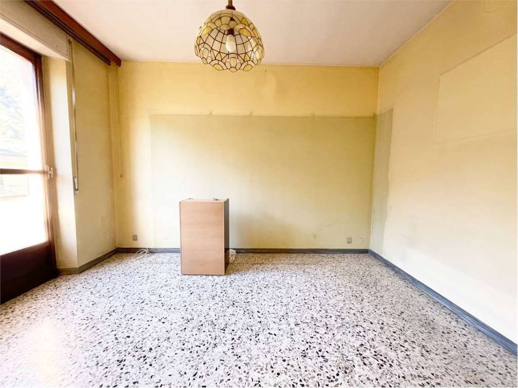 Appartamento a Chiavenna in Via Al Portone Vecchio, 15 - Foto 2