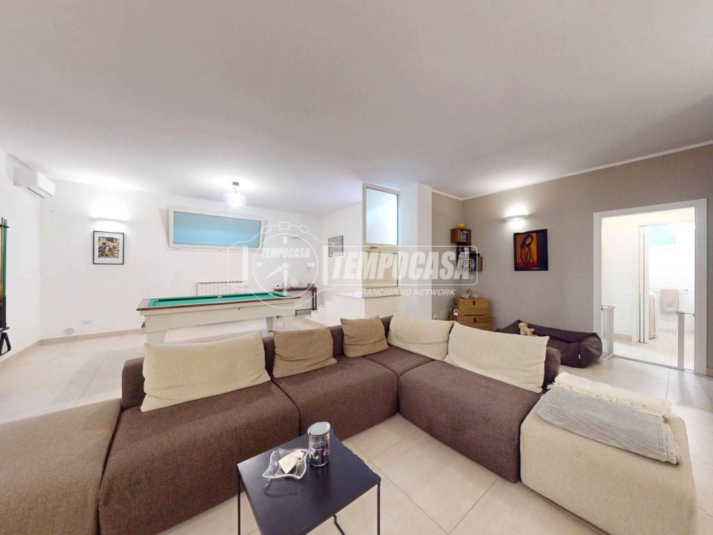 Villa a Lizzanello in Via Case Sparse Petrazziedori 1/snc - Foto 2