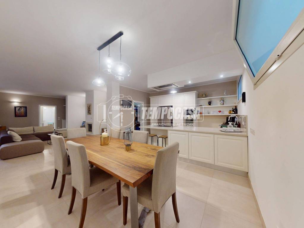 Villa a Lizzanello in Via Case Sparse Petrazziedori 1/snc - Foto 5