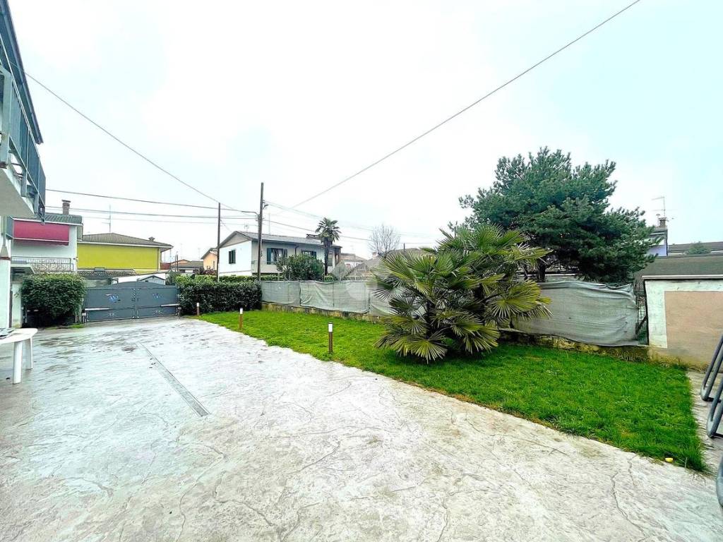 Villa a Spinadesco in Via G. Verdi, 8 - Foto 3