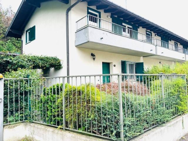 Villetta a schiera a Faloppio in Via Querceto, 16 - Foto 2