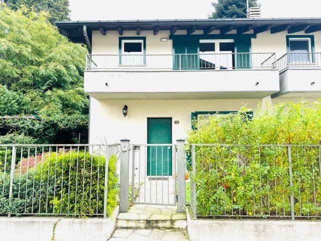 Villetta a schiera a Faloppio in Via Querceto, 16 - Foto 3