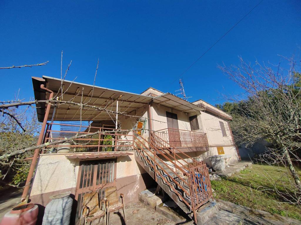 Casa indipendente a Maenza in Via Ponte Pisello - Foto 5